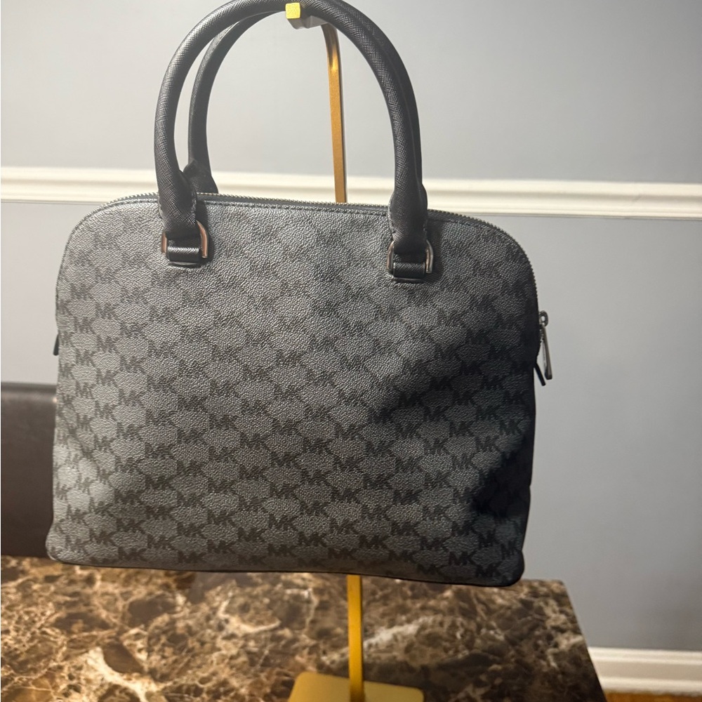 Michael Kors Cindy Large Dome Center Stripe Satchel Crossbody Bag - Picture 4 of 9